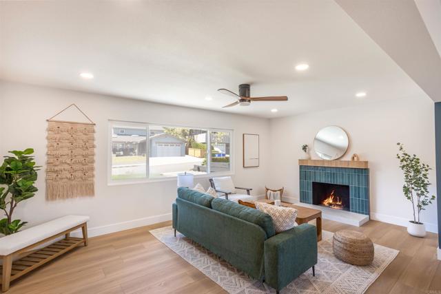 Detail Gallery Image 6 of 36 For 3810 Sierra Morena Ave, Carlsbad,  CA 92010 - 3 Beds | 3/1 Baths