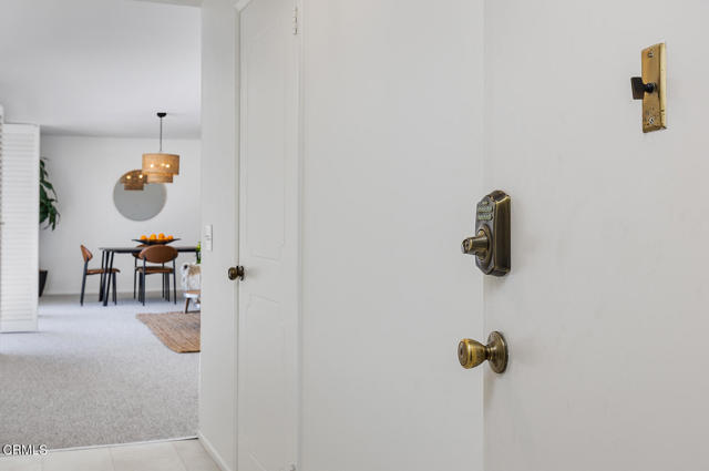 Detail Gallery Image 4 of 24 For 972 E California Bld #201,  Pasadena,  CA 91106 - 2 Beds | 2 Baths