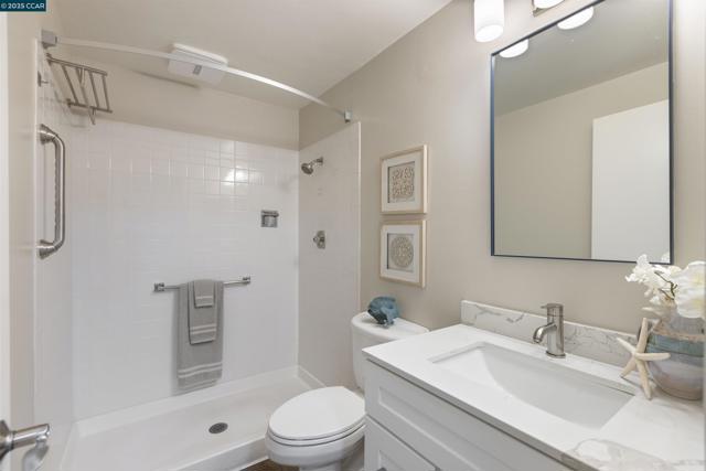 1285 Avenida Sevilla, Walnut Creek CA: https://media.crmls.org/mediaz/9c39bef2-8065-4ebd-8407-44c68f597add.jpg
