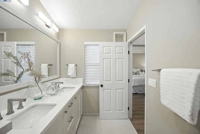 3841 Kamp Dr, Pleasanton CA: https://media.crmls.org/mediaz/9c3a6de1-c34f-4781-b071-13d9481fba07.jpg