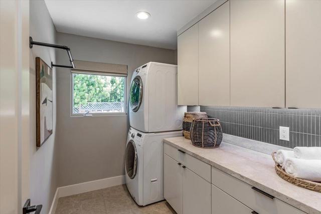 15902 Rochin Terrace, Los Gatos CA: https://media.crmls.org/mediaz/9c3c81e5-06be-4c37-a50f-0e4d957fa0a1.jpg