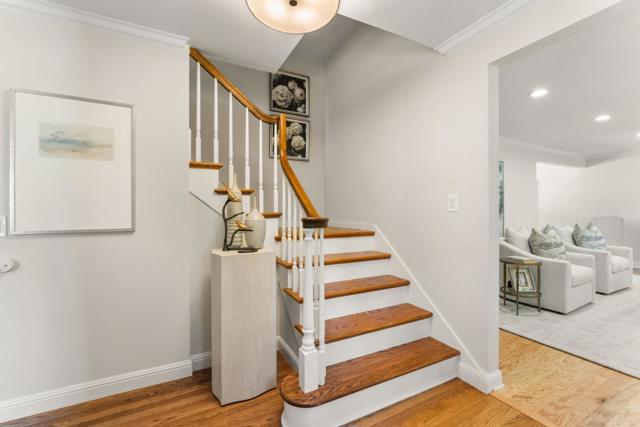 801 Allardice Way, Stanford CA: https://media.crmls.org/mediaz/9c3d11c5-e5ca-481e-8245-6969e3bcdd78.jpg