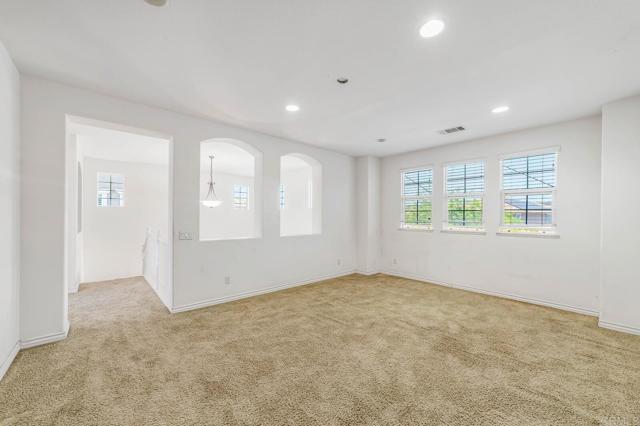 41013 Sunsprite St, Lake Elsinore CA: https://media.crmls.org/mediaz/9c3eaddc-f66d-4c85-86fe-b649a1025ff5.jpg