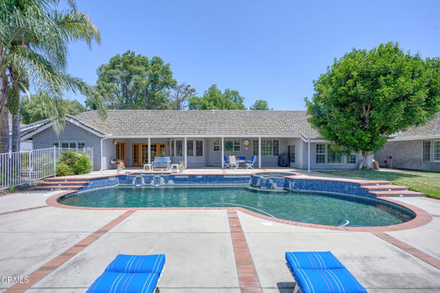 11616 E Las Posas Road, Camarillo CA: https://media.crmls.org/mediaz/9c40df55-7dfb-4a89-aedf-f8ca7364accf.jpg