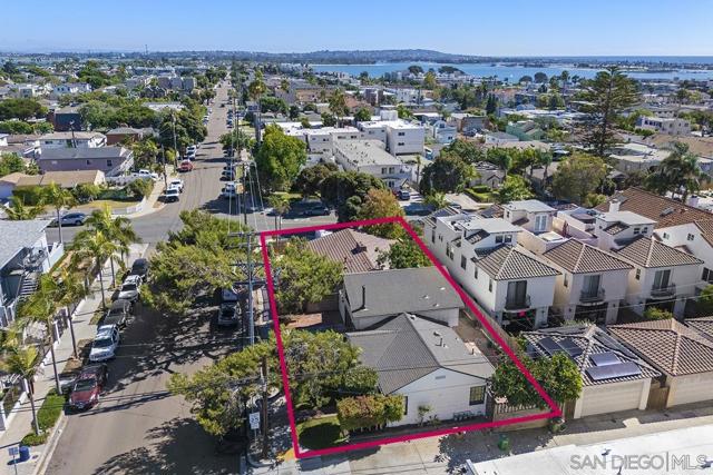 4316 Haines St, San Diego CA: https://media.crmls.org/mediaz/9c414617-26f9-418b-bf09-94a38fa830c0.jpg