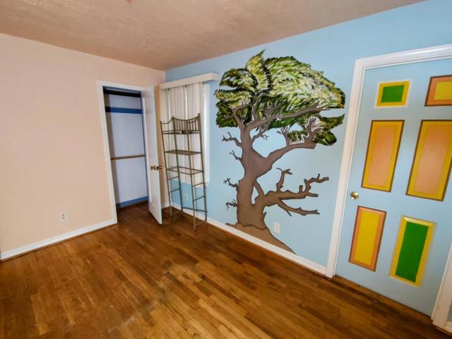 230 Paloma Avenue, Salinas CA: https://media.crmls.org/mediaz/9c41f288-0ce5-4f5e-9cd7-dcc20495c35d.jpg