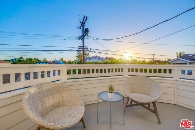 8305 Chase Avenue, Los Angeles, California 90045, 5 Bedrooms Bedrooms, ,5 BathroomsBathrooms,Single Family Residence,For Sale,Chase,24406953