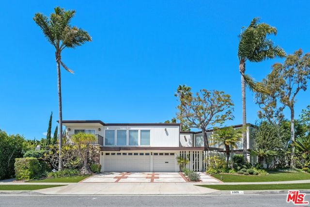 6505 S Halm Avenue, Los Angeles CA: https://media.crmls.org/mediaz/9c42968e-beb6-4936-9afc-8e34350a51f4.jpg