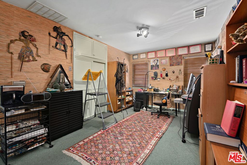 MLS #25577705 img 11