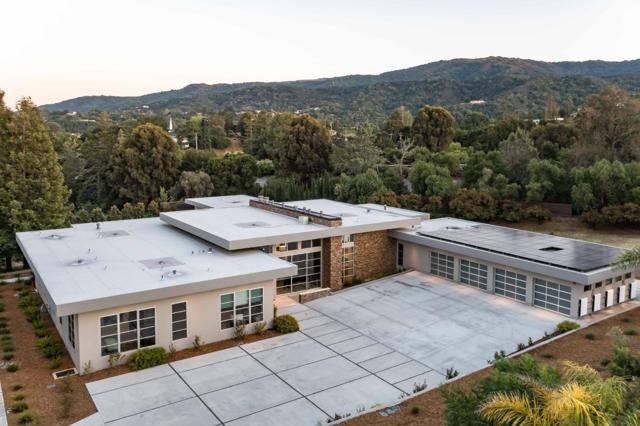 26270 Purissima Road, Los Altos Hills CA: https://media.crmls.org/mediaz/9c434f12-9d96-4f60-b13e-976eb132c770.jpg