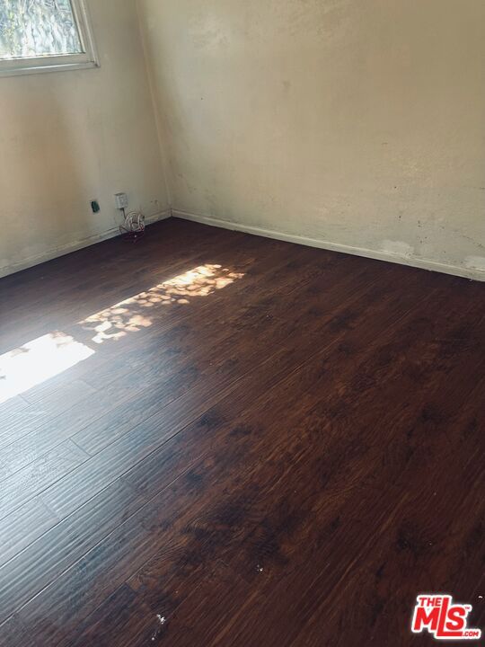 1422 West 104th Street photo 28