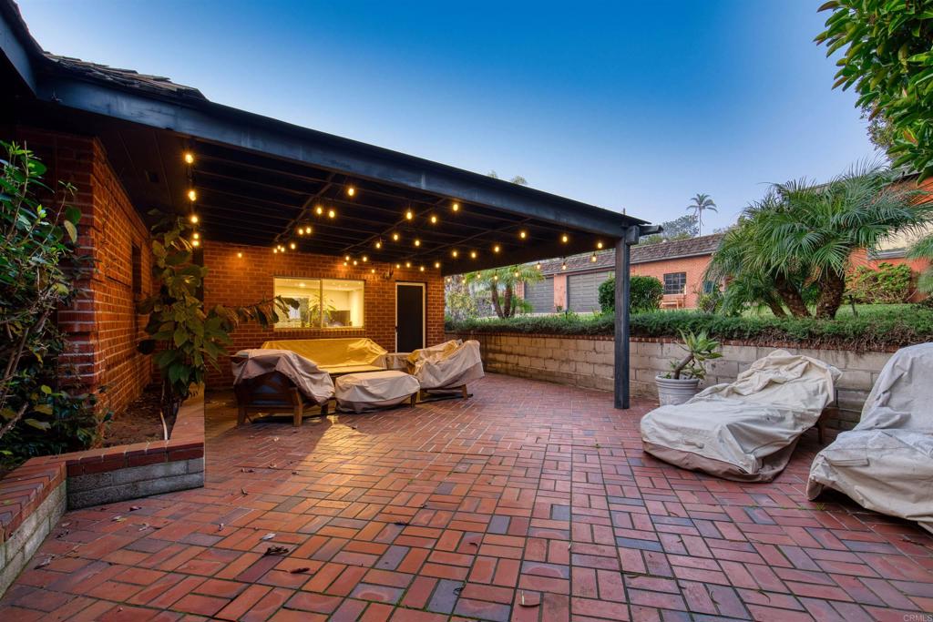 215 Vulcan Drive - photo 9