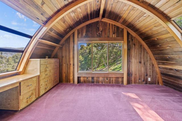 18 Camino De Travesia, Carmel Valley CA: https://media.crmls.org/mediaz/9c48b061-f8f8-473e-b49d-cb864277584f.jpg