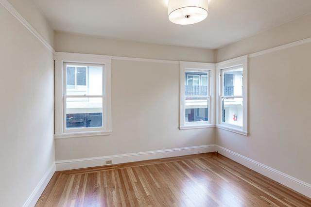 828 Highland Avenue, San Mateo CA: https://media.crmls.org/mediaz/9c491418-e185-4ba8-b836-8f32328e708f.jpg