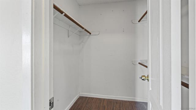 5315 Old Dairy Ct, Bonita CA: https://media.crmls.org/mediaz/9c4a84c9-d642-4347-9e84-faef54763809.jpg