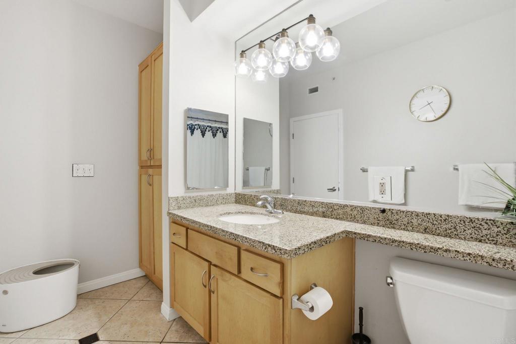 450 J St - photo 16
