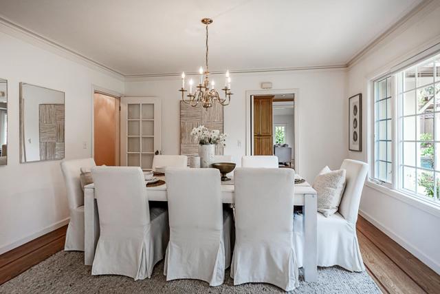 635 Occidental Avenue, San Mateo CA: https://media.crmls.org/mediaz/9c4b93c4-a68a-4958-8bbc-ce6ab6c38b6b.jpg