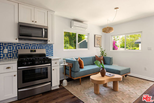 6521 Aldama Street, Los Angeles CA: https://media.crmls.org/mediaz/9c4c0d26-b4d9-41c8-808a-6c830c52c461.jpg