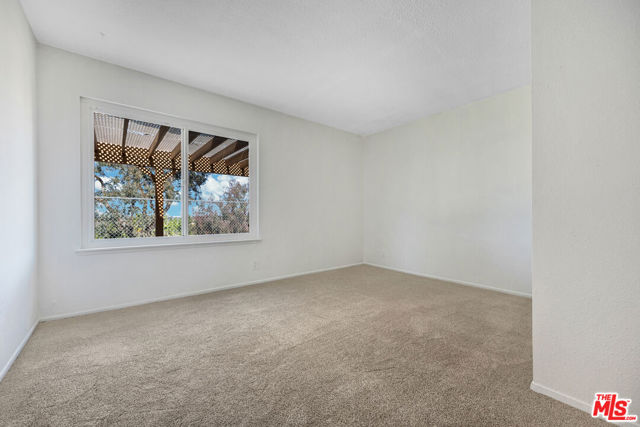 23061 Via San Gabriel, Mission Viejo CA: https://media.crmls.org/mediaz/9c4c3c5b-511d-4c2c-82ea-ffaa2a60c30a.jpg