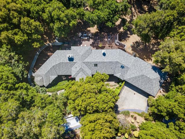 55 Vista Verde Way, Portola Valley CA: https://media.crmls.org/mediaz/9c4cf812-ca21-439b-886a-568bcefe8c96.jpg