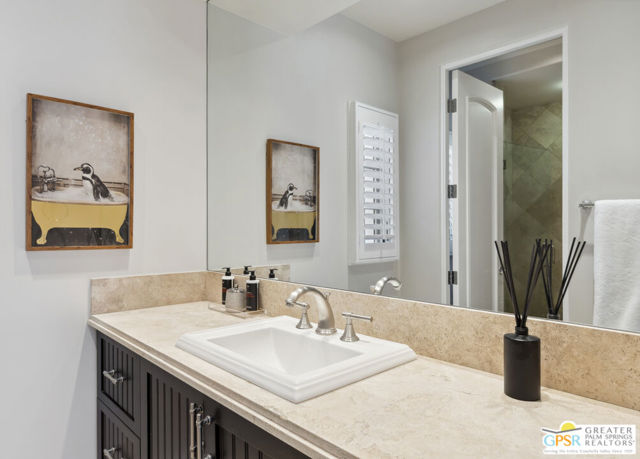 27 Cassis Circle, Rancho Mirage CA: https://media.crmls.org/mediaz/9c4d4df9-4a6d-4a4f-b524-590b0b7ffdba.jpg