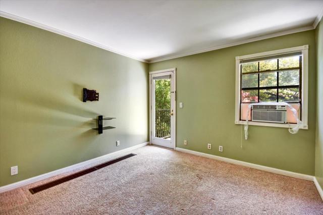 175 Evandale Avenue, Mountain View CA: https://media.crmls.org/mediaz/9c4e359e-8529-414c-9cae-c8acf7dabebf.jpg