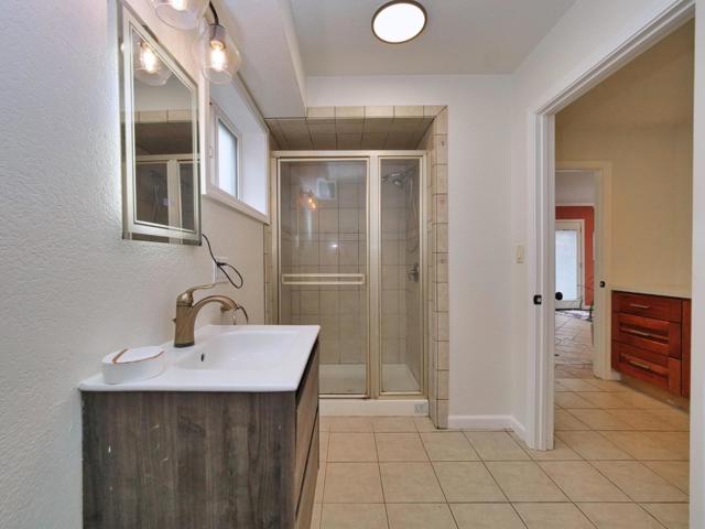 3000 56th Avenue, Oakland CA: https://media.crmls.org/mediaz/9c4ed41b-16e7-4f36-bb94-844a8be36f3f.jpg