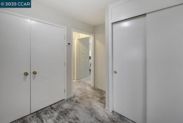 2900 Tice Creek Dr, Walnut Creek CA: https://media.crmls.org/mediaz/9c4fa445-4dc7-45f0-b473-e01528a87e5f.jpg