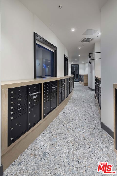 1331 N Cahuenga Boulevard, Los Angeles CA: https://media.crmls.org/mediaz/9c504d2e-5a42-4e4d-a8ee-22fa23d79805.jpg