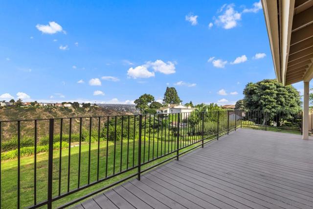 6423 Caminito Aronimink, La Jolla CA: https://media.crmls.org/mediaz/9c508f58-45b4-42bb-a0f2-7df10115838d.jpg
