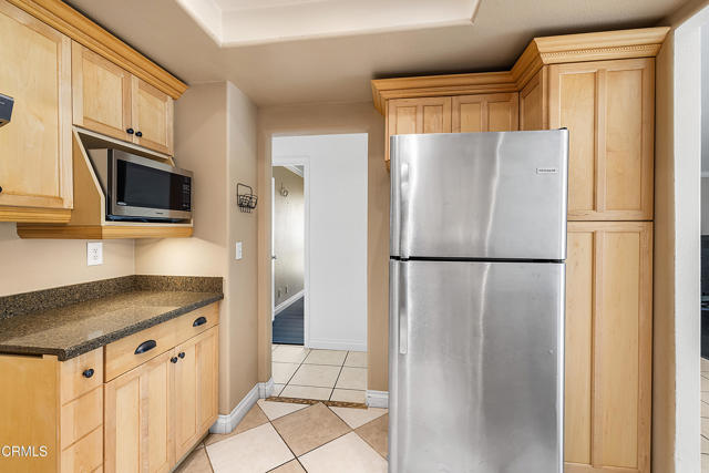 Detail Gallery Image 5 of 25 For 562 Holly Ave, Oxnard,  CA 93036 - 3 Beds | 2 Baths