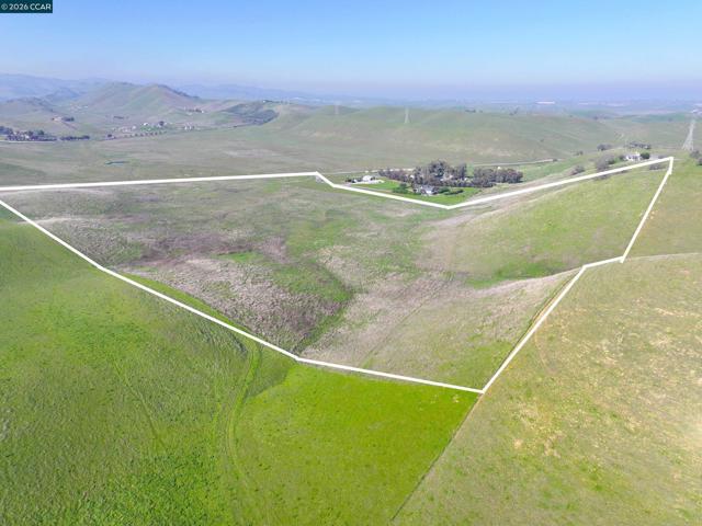 0 Briones Valley Rd, Brentwood (CC) CA: https://media.crmls.org/mediaz/9c523267-26f1-4eed-b847-9203d5727e3c.jpg
