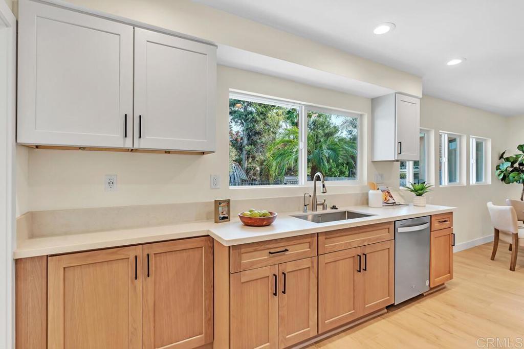 1165 Oak Drive