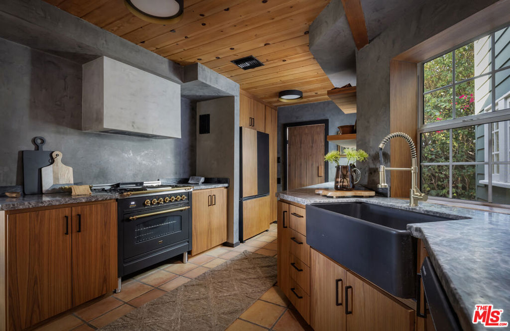MLS #26850273 image #28