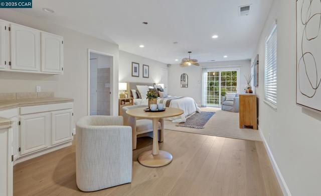 967 Ocho Rios Dr, Danville CA: https://media.crmls.org/mediaz/9c54000d-c781-4b8f-afef-ab3ad29c547f.jpg