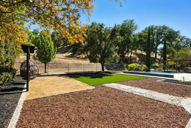 6650 Johnston Road, Pleasanton CA: https://media.crmls.org/mediaz/9c544075-d048-4989-89ed-f53e5e908f48.jpg