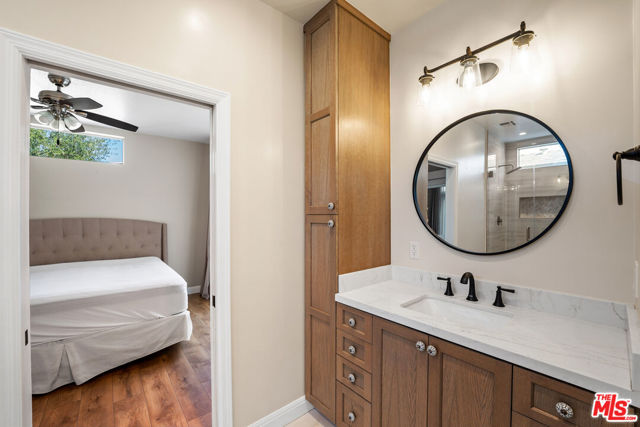 161 Apache, Topanga CA: https://media.crmls.org/mediaz/9c5583e2-4f5e-408b-afce-97b976ebdb06.jpg