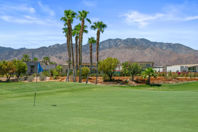 4315 Vantage Lane, Palm Springs CA: https://media.crmls.org/mediaz/9c565bc5-0135-4f7f-96ed-3478a4340a09.jpg