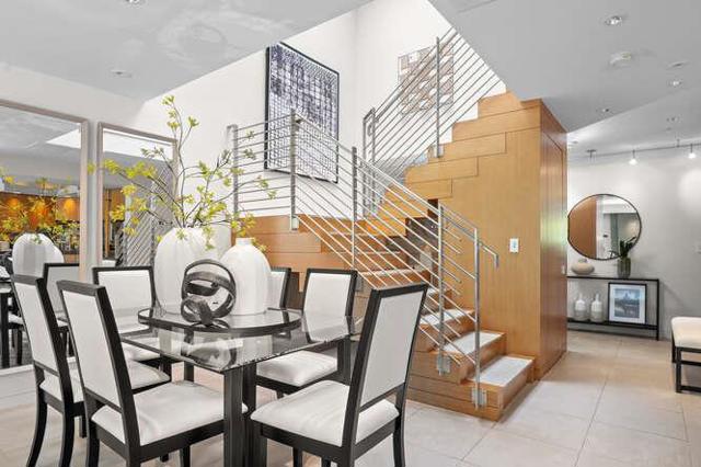 131 El Pinar, Los Gatos CA: https://media.crmls.org/mediaz/9c571310-f1cb-46bf-a24f-adeb0f46cd88.jpg