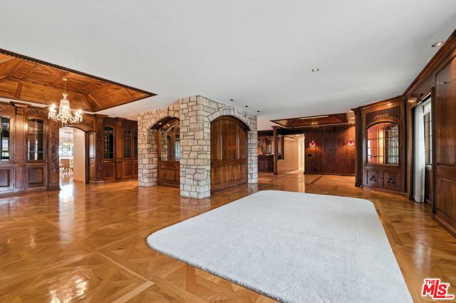 Drew Fenton | 16560 Park Lane Circle Los Angeles CA | MLS: 7286867