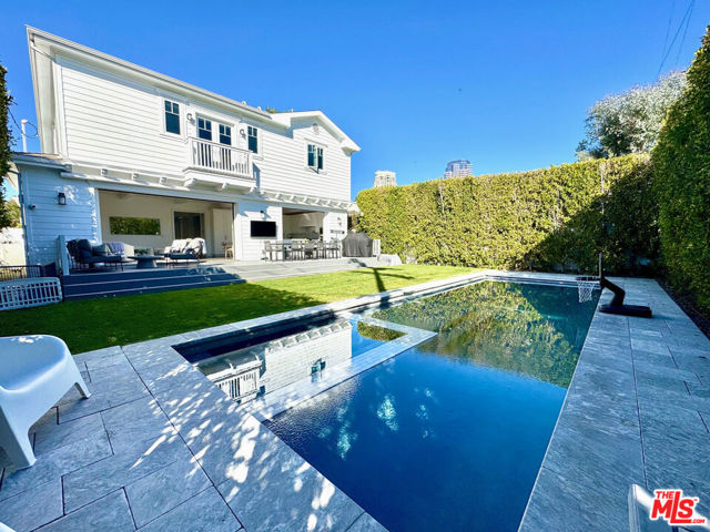 10338 Keswick Avenue, Los Angeles CA: https://media.crmls.org/mediaz/9c576a38-d82e-4210-bbb0-f642bbdf2efa.jpg