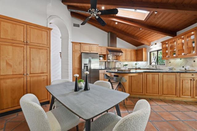 Image 29 of 75 For 3250 Venado Street