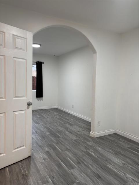 829 Warmlands Avenue, Vista CA: https://media.crmls.org/mediaz/9c57a028-a50d-42c3-8b65-9440d2a789f9.jpg