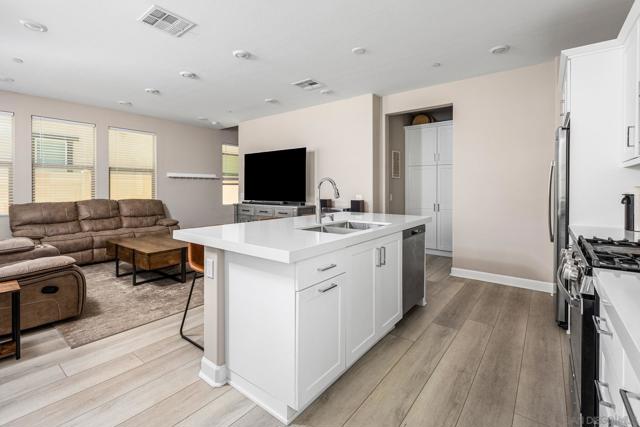 1682 Carol Lee Lane, Escondido CA: https://media.crmls.org/mediaz/9c5871f4-b569-42da-a5e9-32b74d230ab7.jpg
