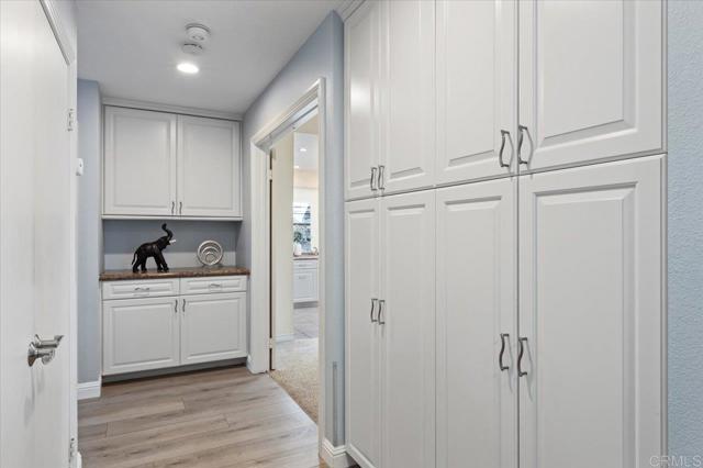 1054 La Sombra Drive, San Marcos CA: https://media.crmls.org/mediaz/9c58ed00-74b8-4cf5-a094-8f18afc006b6.jpg