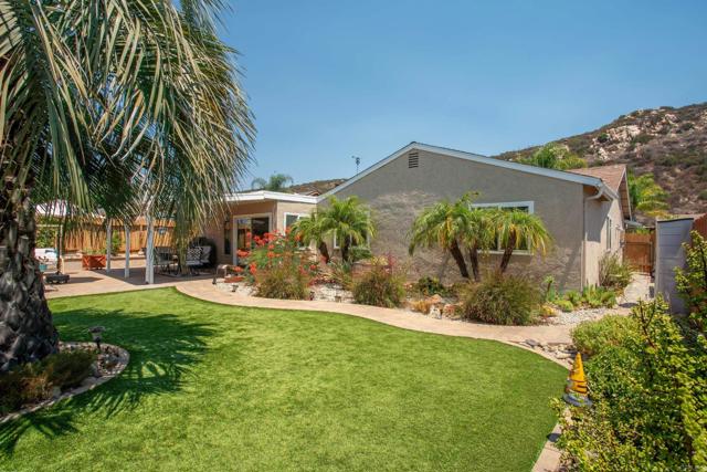 Detail Gallery Image 33 of 44 For 13432 Whitewater Drive, Poway,  CA 92064 - 3 Beds | 2 Baths