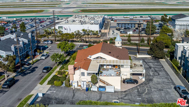 Image 3 of 10 For 500 Imperial Avenue