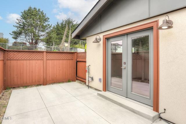 340 Main Street, Point Arena CA: https://media.crmls.org/mediaz/9c5b0ff0-754a-40db-be8e-00f109753de0.jpg