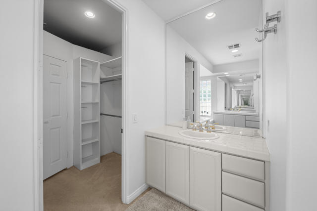 50500 Cypress Point Drive, La Quinta CA: https://media.crmls.org/mediaz/9c5b7cf0-7769-47df-8e9e-5ddcfc7f722d.jpg