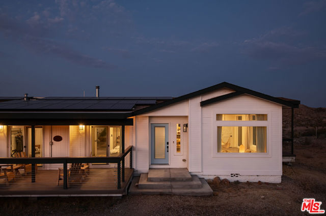 59855 Security Drive, Yucca Valley CA: https://media.crmls.org/mediaz/9c5c2243-6c9f-4f97-90ab-d5a937cb88be.jpg